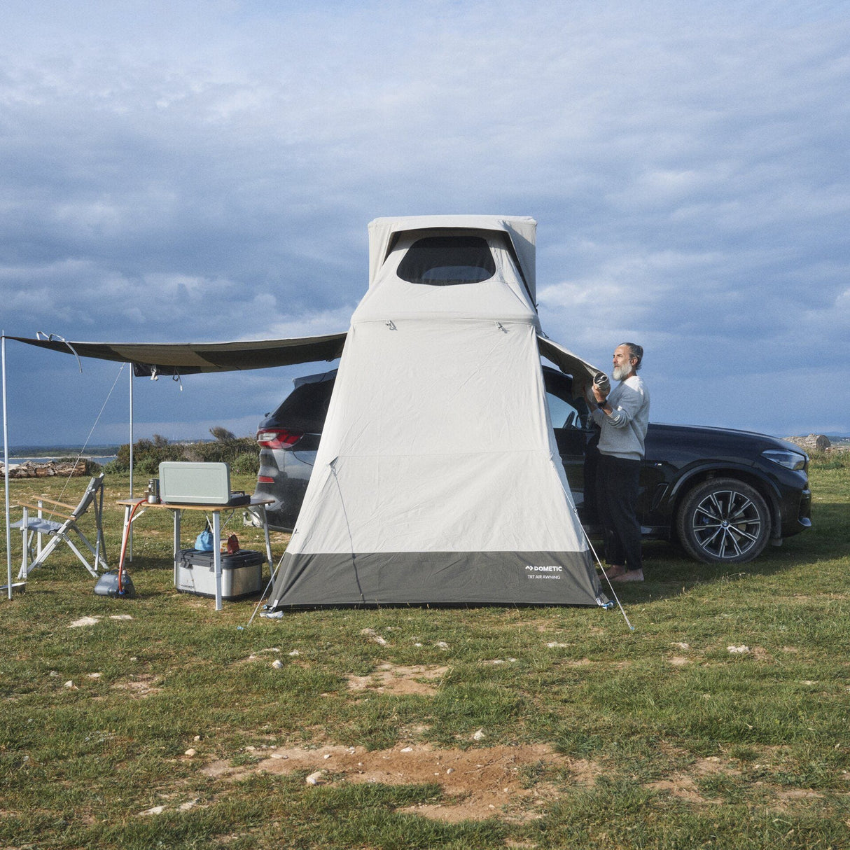 Dometic - TRT 140 Large Awning