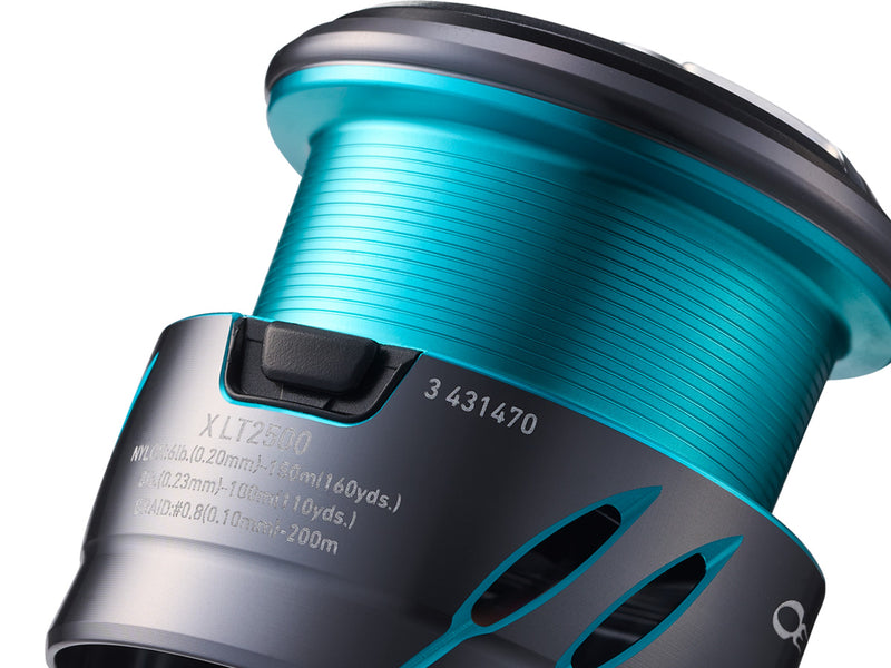 Daiwa - 24 EMERALDAS X LT2500-XH-DH
